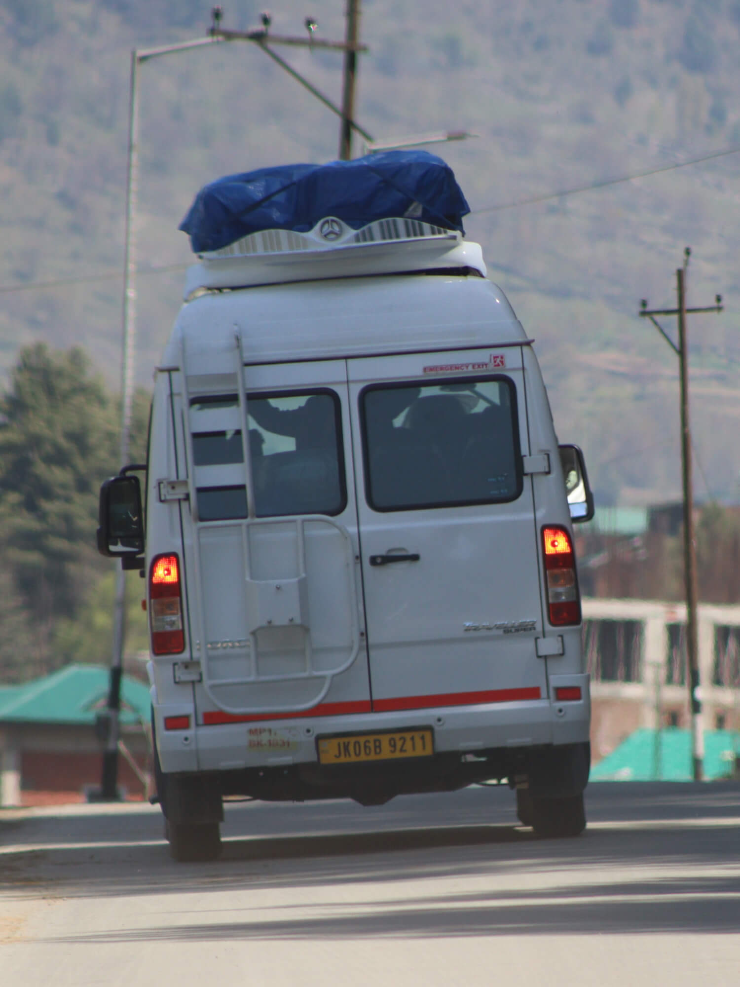 Yellow Plate Tourist Taxis 2 (1)